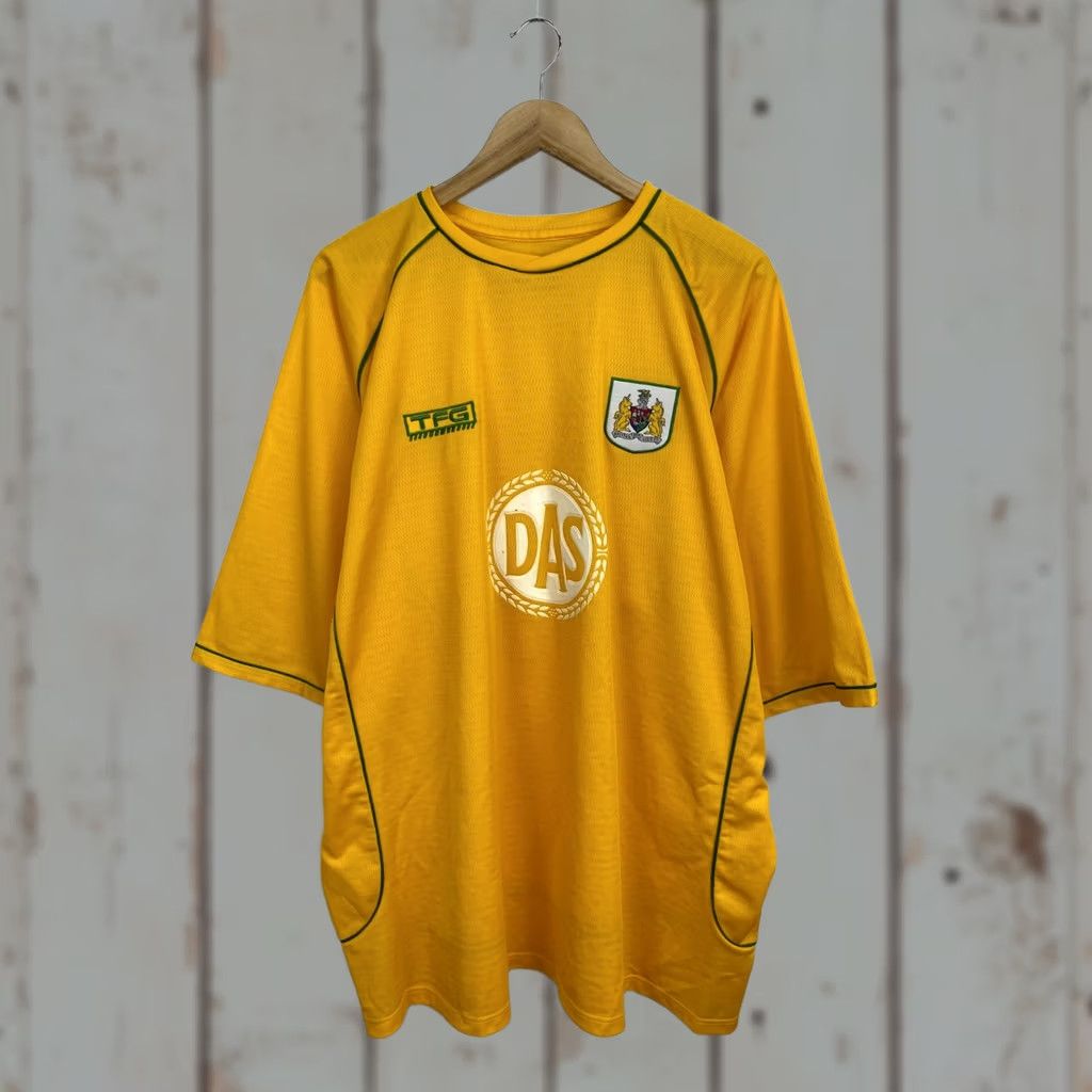 Etro VINTAGE Bristol City Soccer Jersey TFG Yellow 90s XXL Mens Short Sleeve Shirt Retro 2XL/3XL Size US XXL / EU 58 / 5 - 1 Thumbnail