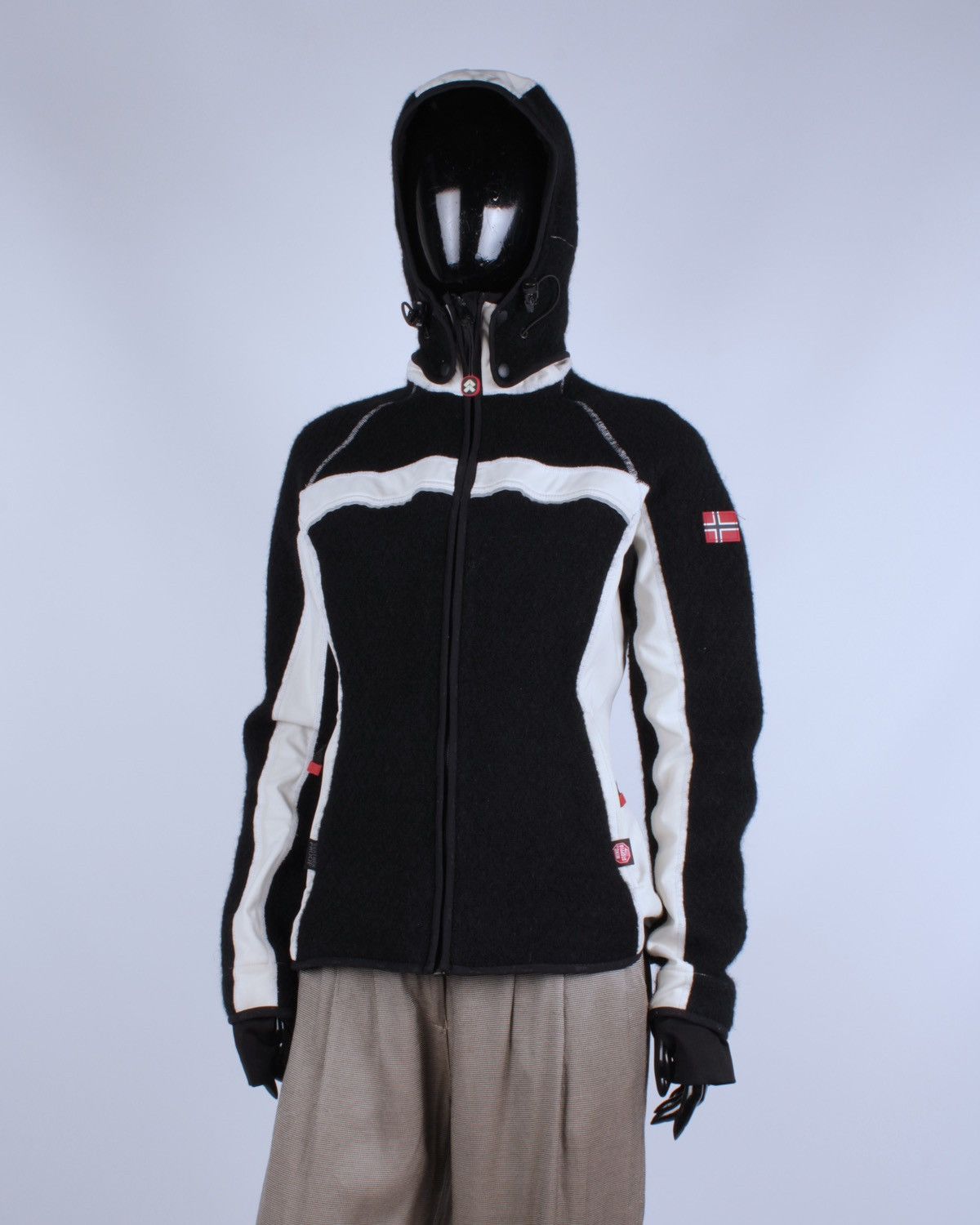 Dale Of Norway DALE OF NORWAY Windstopper Wool Black White Zip Hoodie Size L / US 10 / IT 46 - 1 Thumbnail