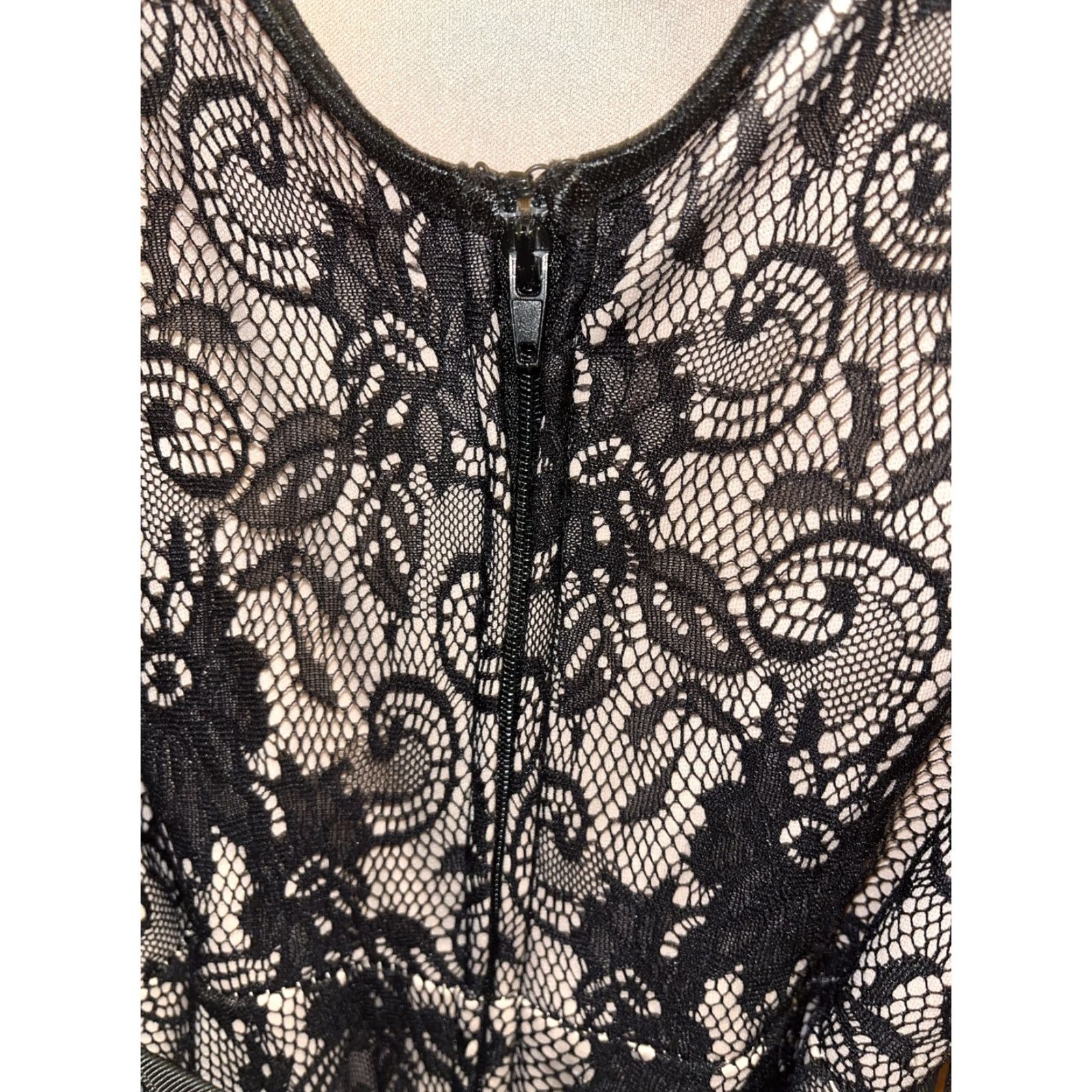 Vintage Vintage Y2K 90s City Triangle Size 7 Black Lace Party Dress Size M / US 6-8 / IT 42-44 - 7 Thumbnail