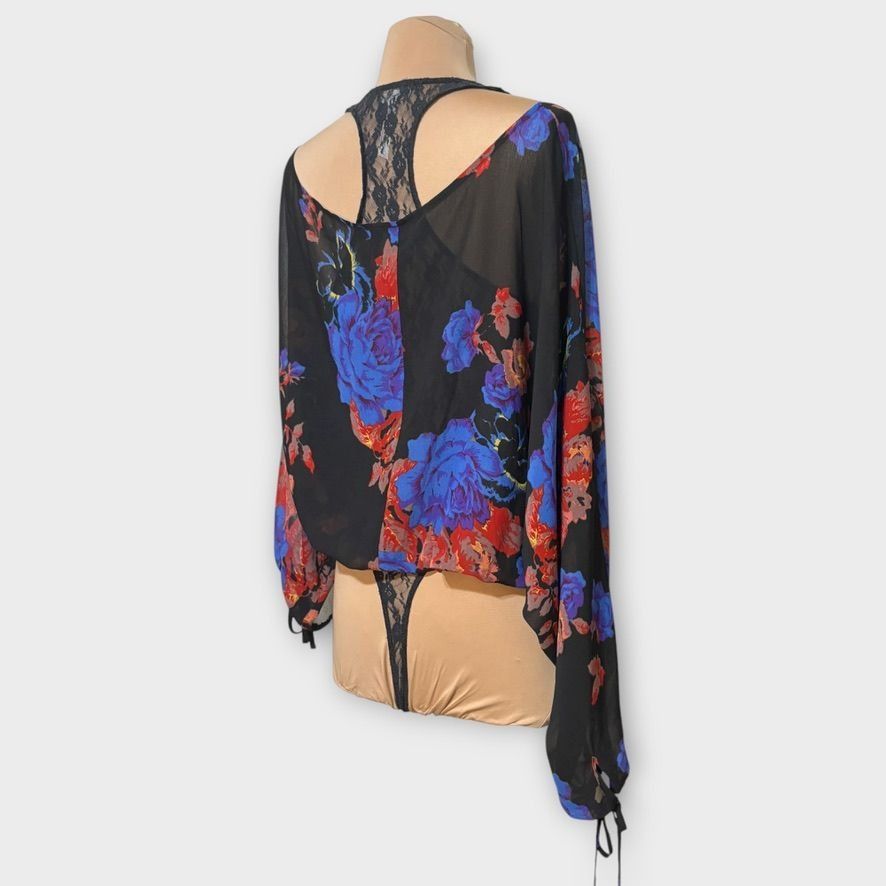 Free People Free People Over Under Floral Lace Thong Bodysuit Small Blac Size S / US 4 / IT 40 - 3 Thumbnail