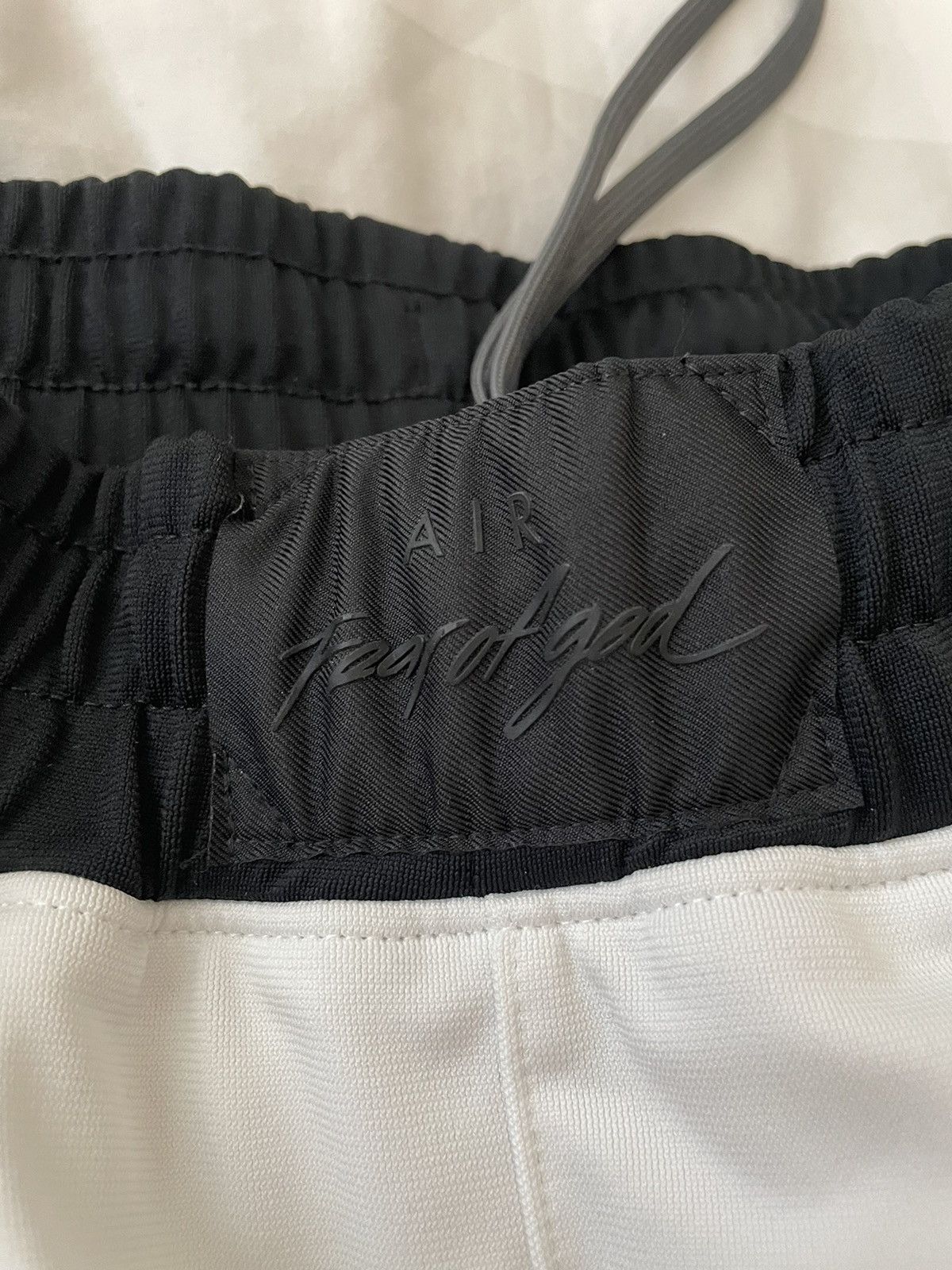 Fear of God × Nike Fear of God x Nike - Reversible Shorts Size US 29 - 12 Thumbnail