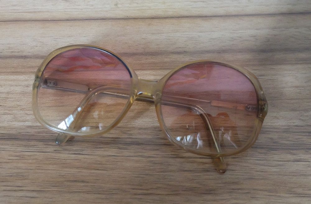 Other Vintage Diamond Sunglasses Size ONE SIZE - 1 Thumbnail