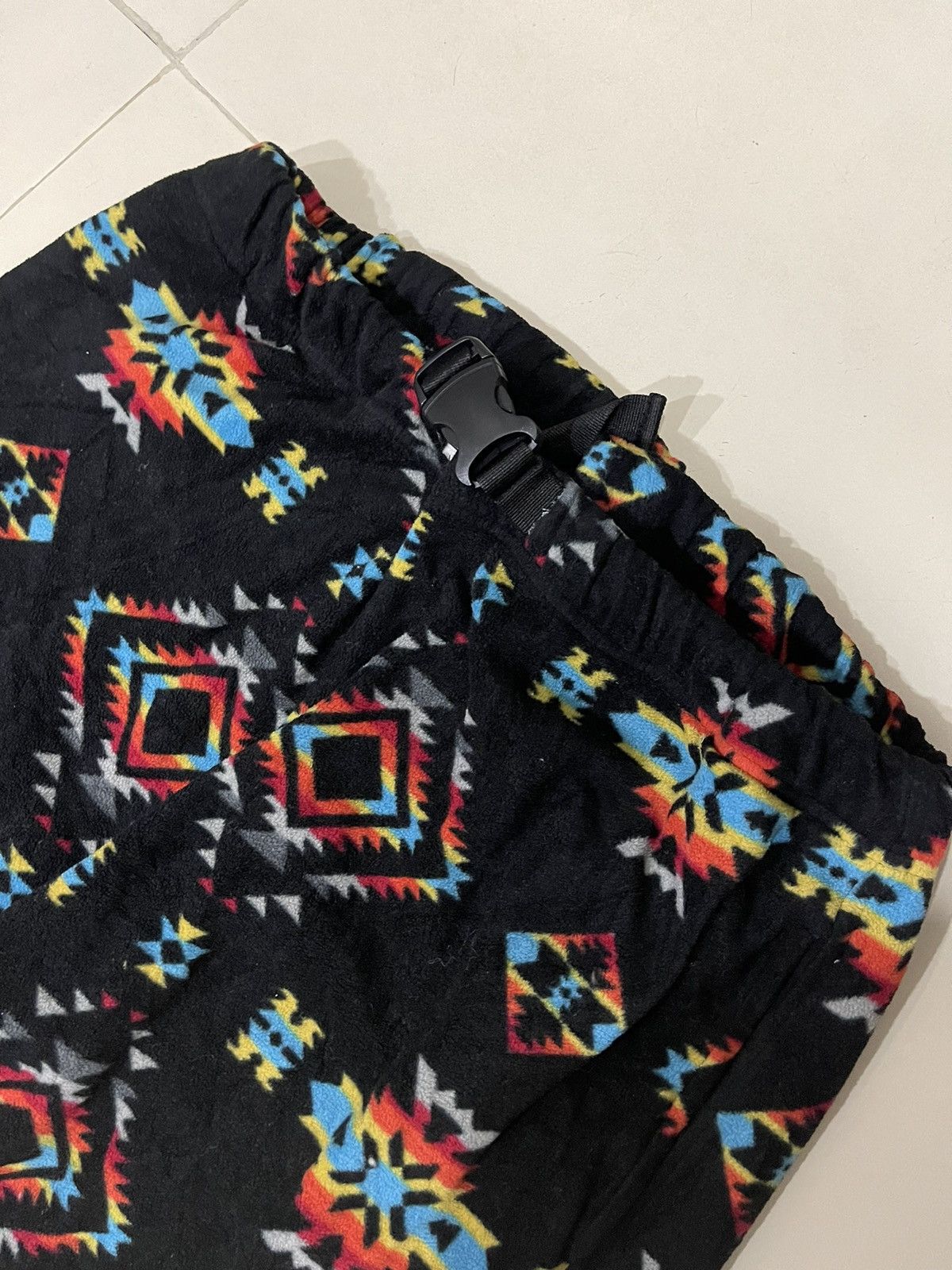 Japanese Brand VINTAGE NAVAJO FLEECE PANTS STREET FASHION Size US 33 - 4 Thumbnail