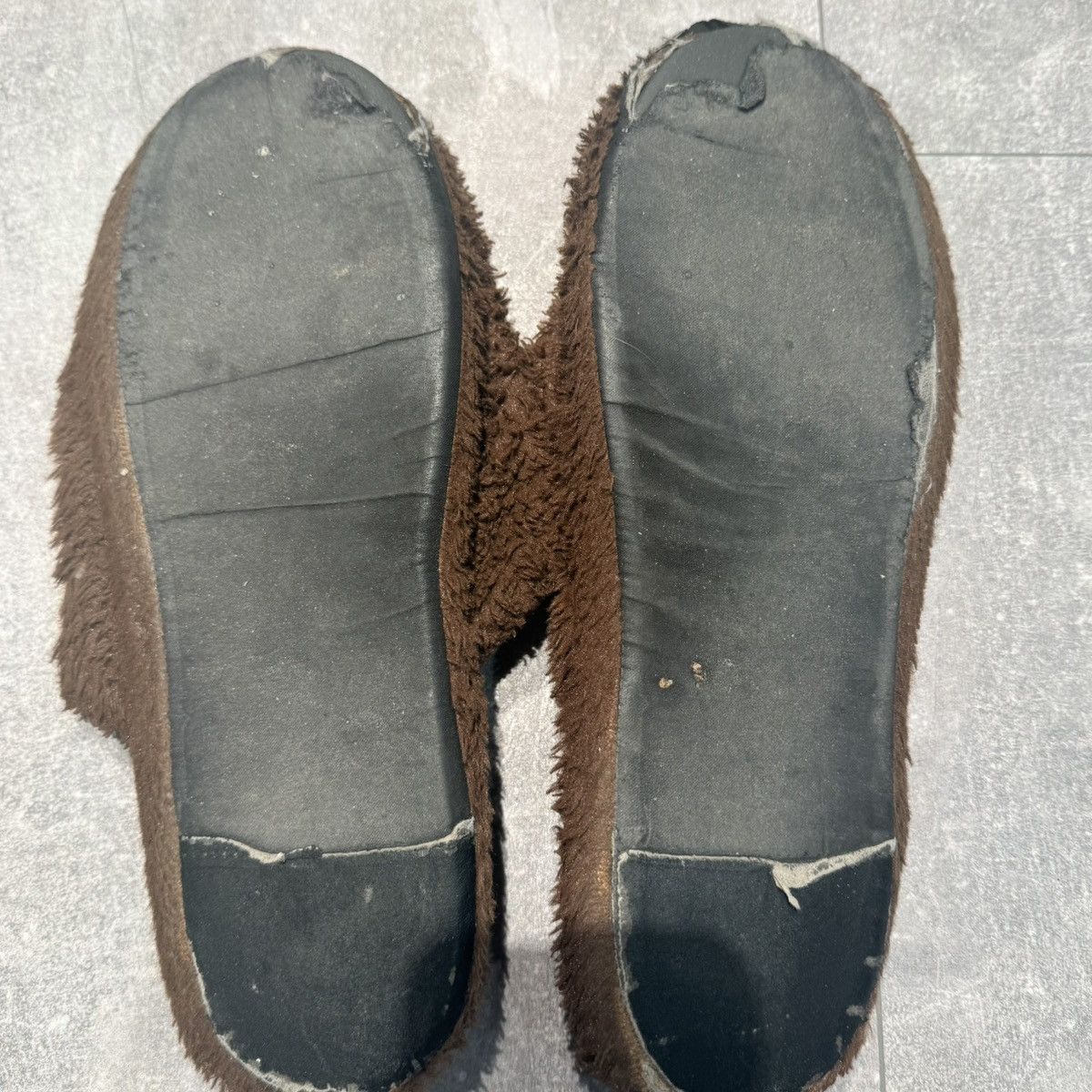 Bape Rare BAPE A BATHING APE BROWN HEAD SLIPPERS Size US 10 / EU 43 - 8 Thumbnail