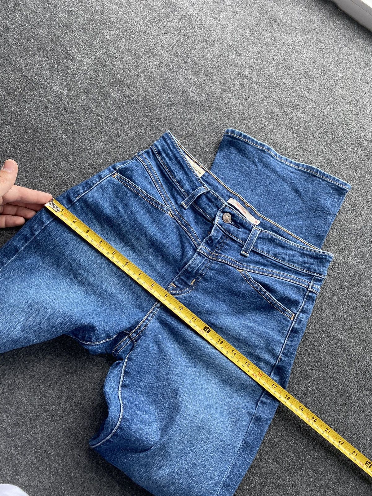Levi's 🔥Levis 726 Flare Womens blue jeans 28 sz goth emo alt Size 28" / US 6 / IT 42 - 8 Thumbnail