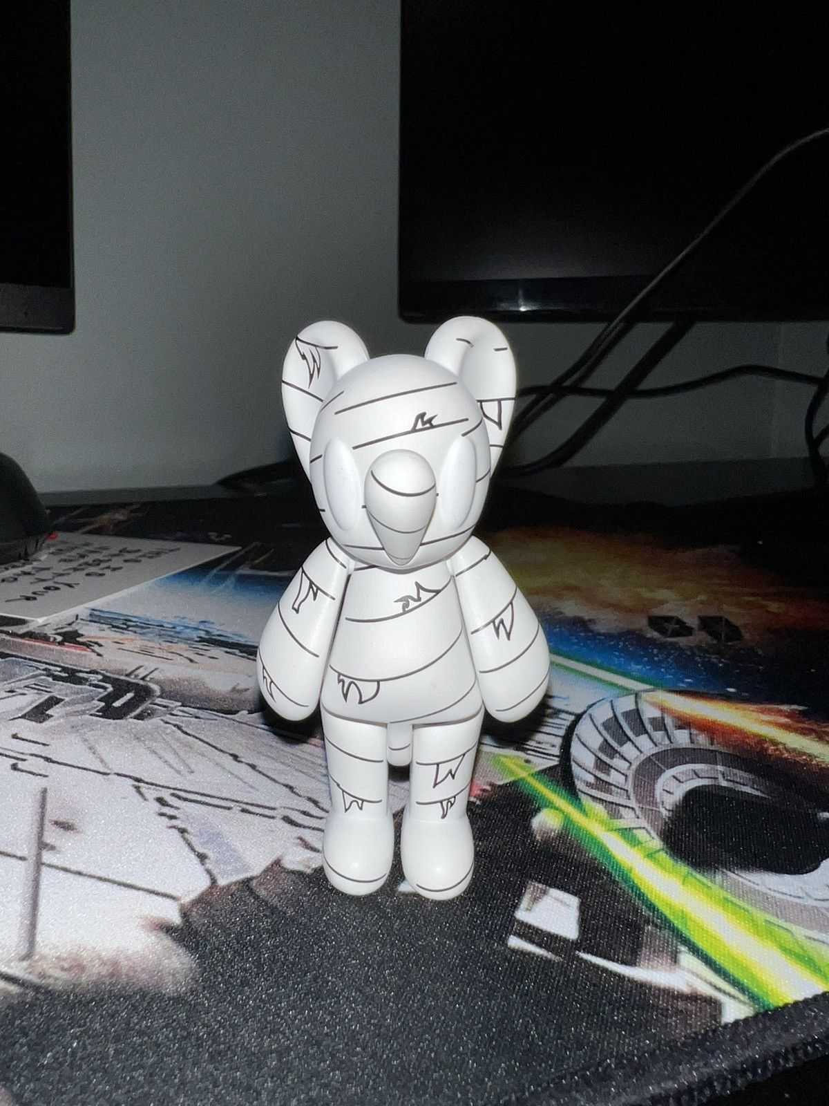 Father Steve Father Steve Savoca blind box Mouse Monsters Mini ser. Mummy Size ONE SIZE - 1 Thumbnail
