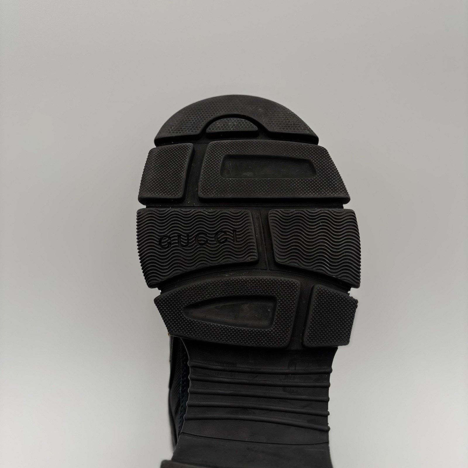 Gucci Gucci Flashtrek ' SEGA Black Leather ' | GOOD CONDITION! Size US 8.5 / EU 41-42 - 19 Thumbnail