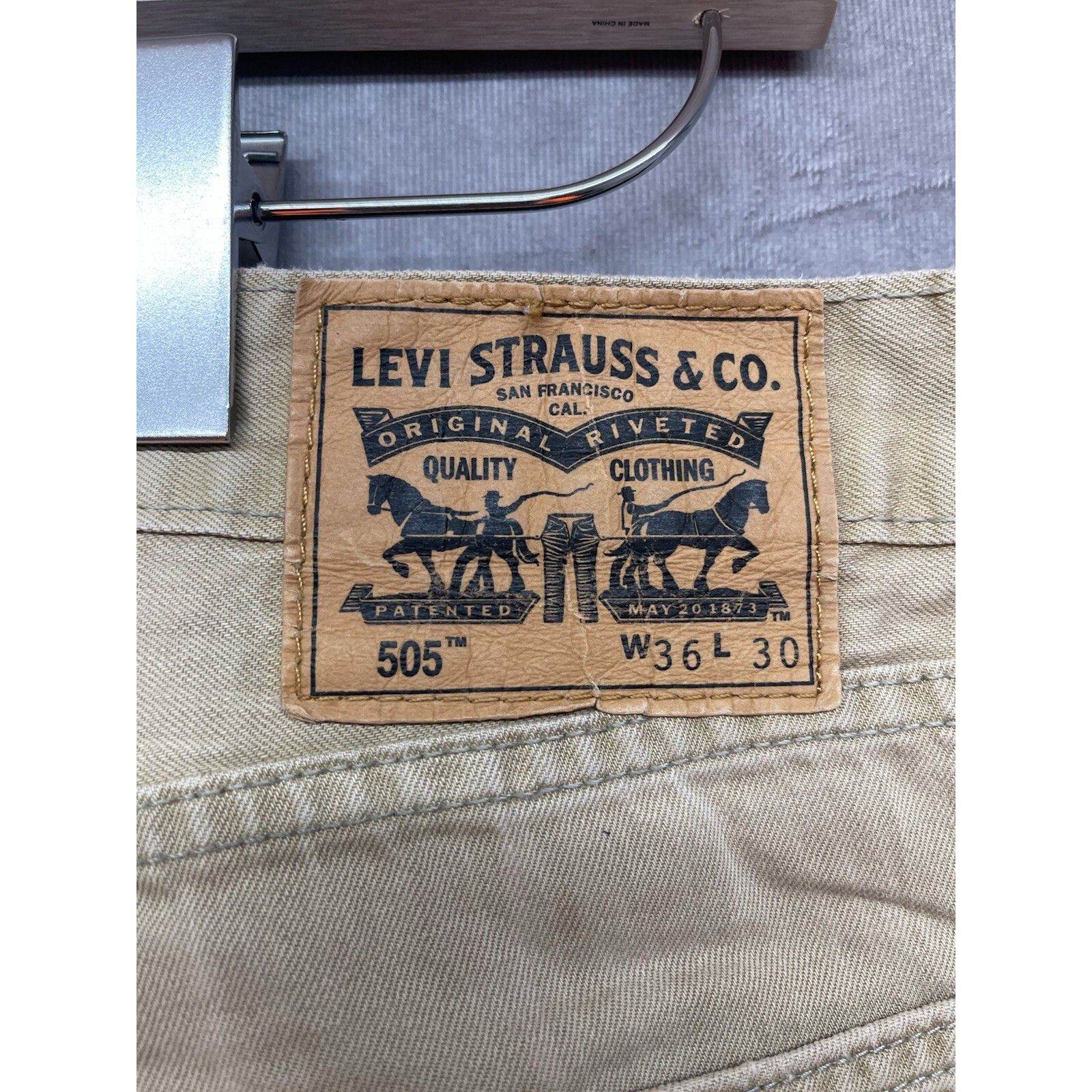 Levi's MEN'S LEVI JEANS 505 36x30 Regular Fit Straight Leg Eco Ease Size US 36 / EU 52 - 3 Thumbnail
