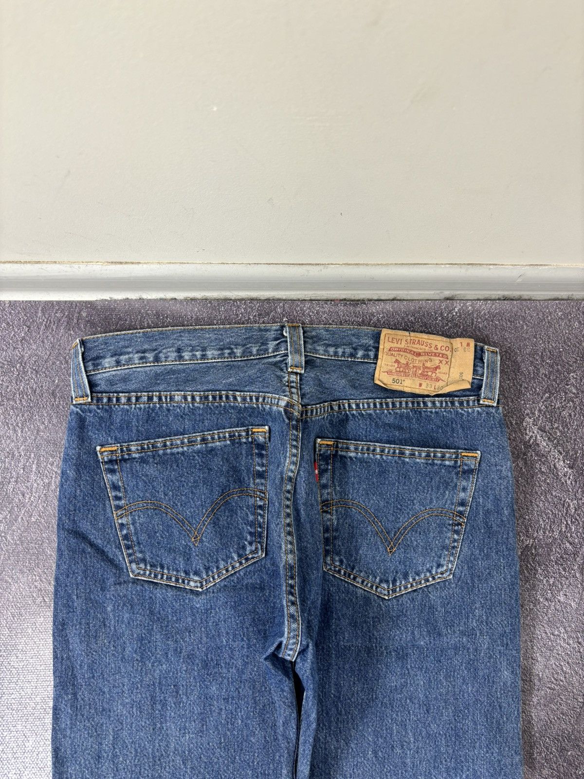 Levi's Vintage Levi’s 501 Men’s Straight Fit Blue USA Denim Jeans Size US 33 - 5 Thumbnail
