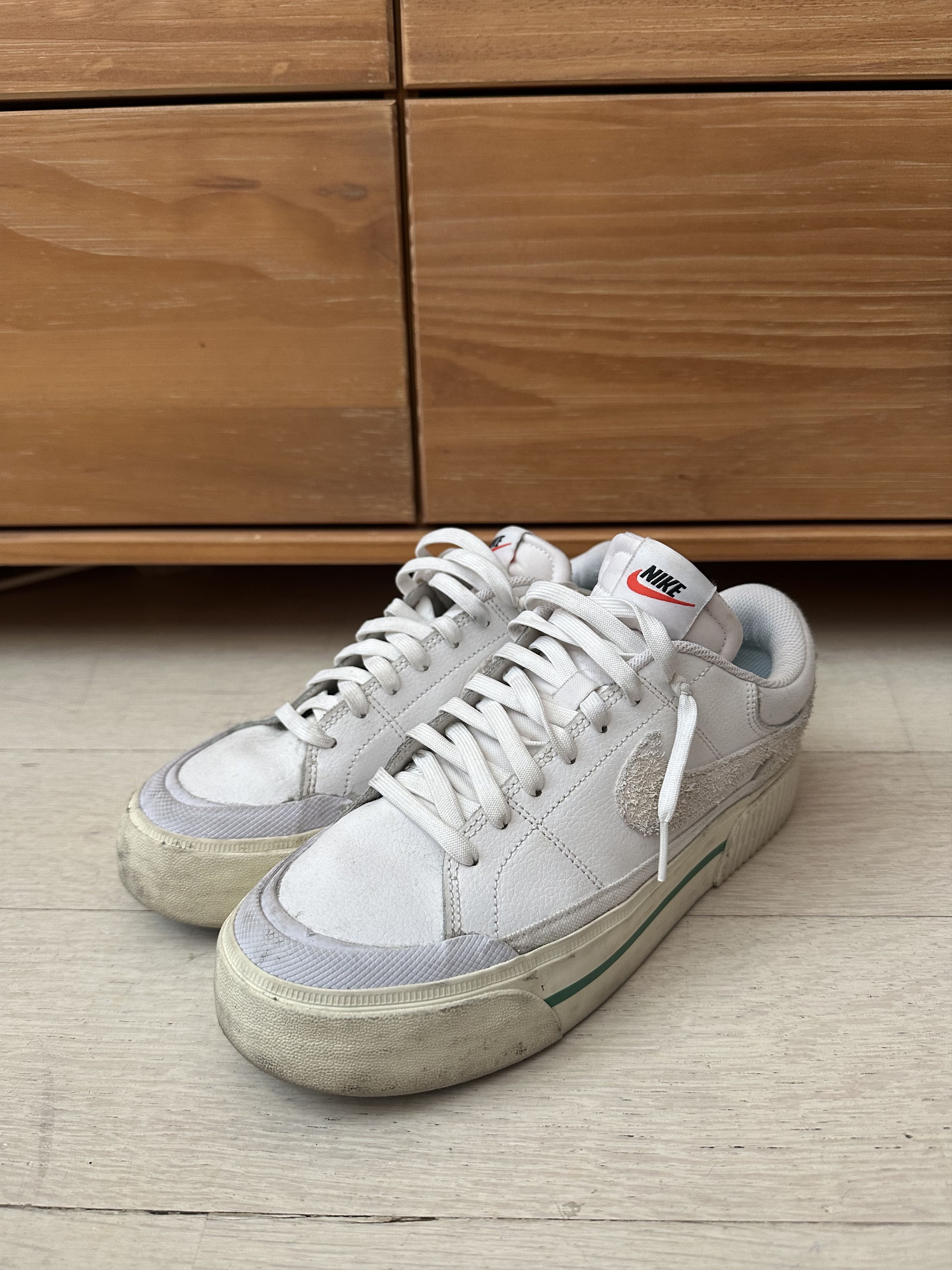 Nike Court Legacy Lift Size US 10.5 / IT 40.5 - 2 Thumbnail