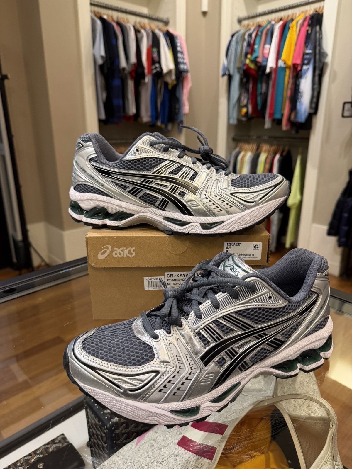 Asics Asics Gel Kayano 14 - Metropolis Jasper Green Size US 9 / EU 42 - 1 Thumbnail