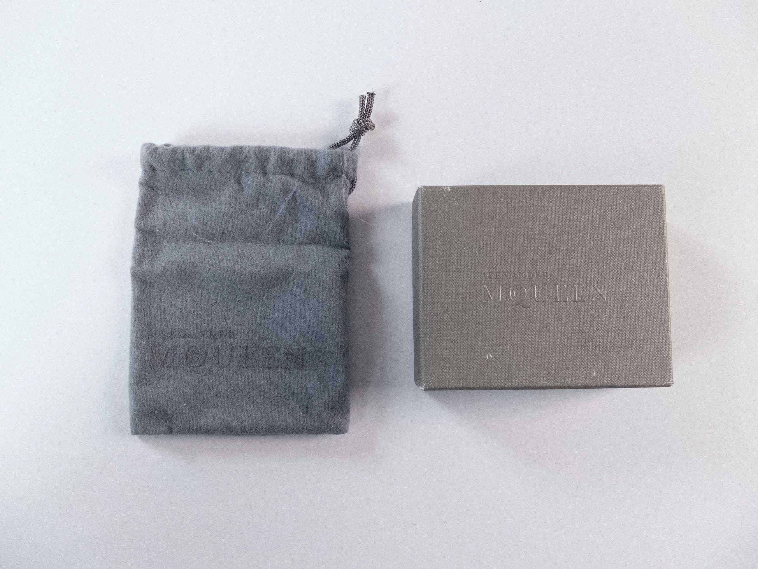 Alexander McQueen ALEXANDER MCQUEEN black T-bar double wrap leather bracelet Size ONE SIZE - 10 Thumbnail
