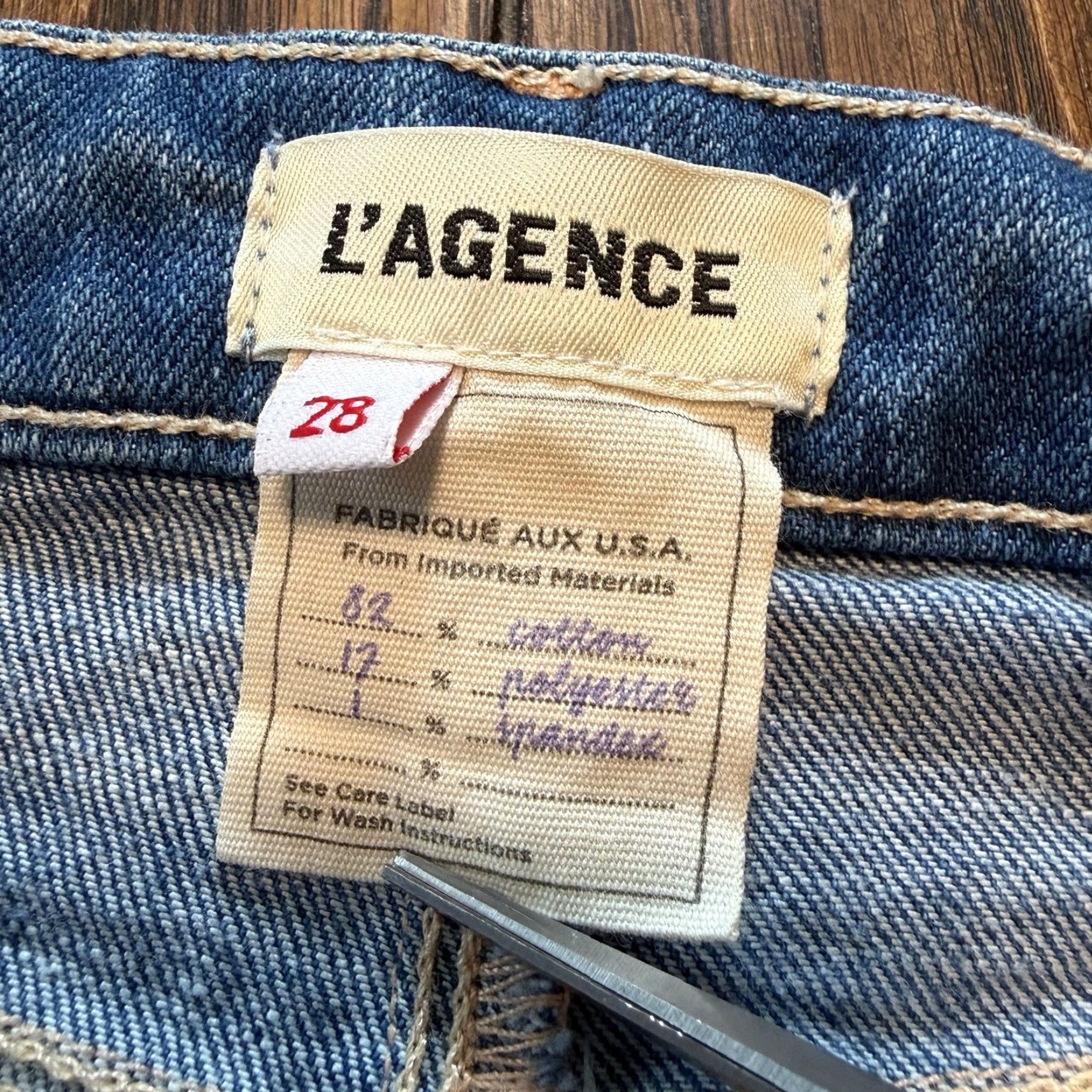 L'AGENCE L'AGENCE Ruth High Rise Straight Jeans Woodbridge Blue Raw Hem 28 2649HZNR Women's Jeans Slim Straight 5-Pocket Denim Rise >10.5in Regular Inseam 30in Size 28" / US 6 / IT 42 - 7 Thumbnail