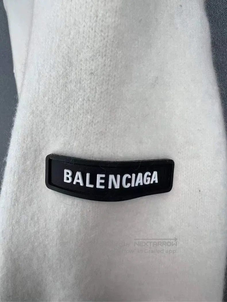 Balenciaga Balenciaga White Sleeve Logo Sweater. Size US L / EU 52-54 / 3 - 3 Thumbnail
