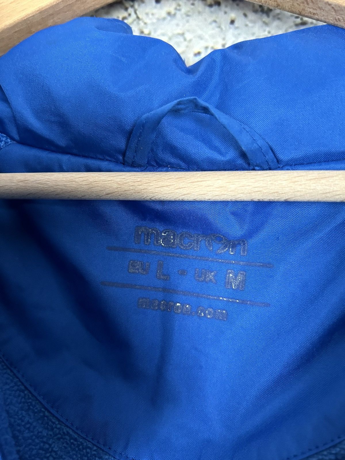 Macron Vintage Leeds United Soccer Light Nylon Jacket Football Size US L / EU 52-54 / 3 - 5 Thumbnail