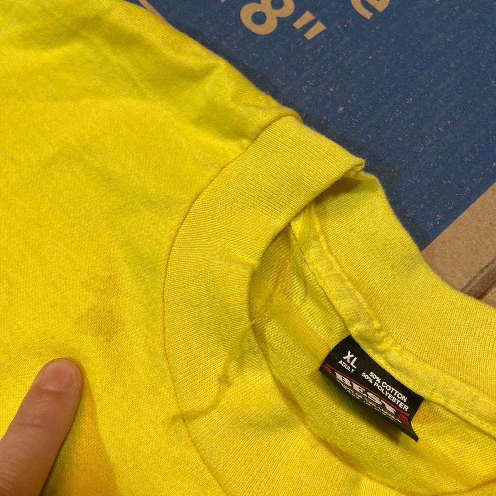 Fruit Of The Loom 90s yellow iowa farm tee Size US XL / EU 56 / 4 - 2 Thumbnail