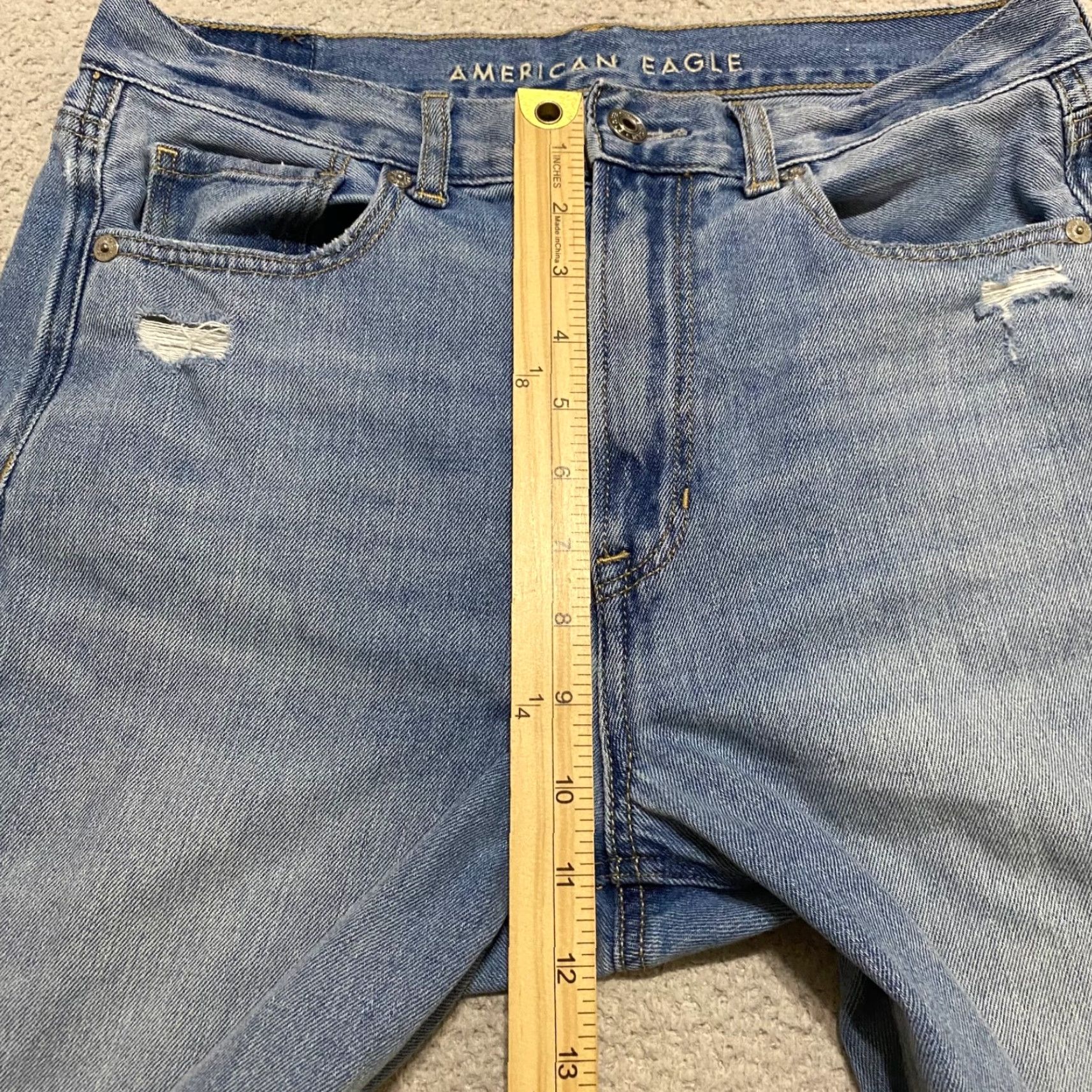 American Eagle Outfitters American Eagle Outfitters Mom Jeans Denim Medium Wash High Rise 6P Womens Blue Distressed Pockets 5-Pocket Design Inseam 25 in Size 28" / US 6 / IT 42 - 7 Thumbnail