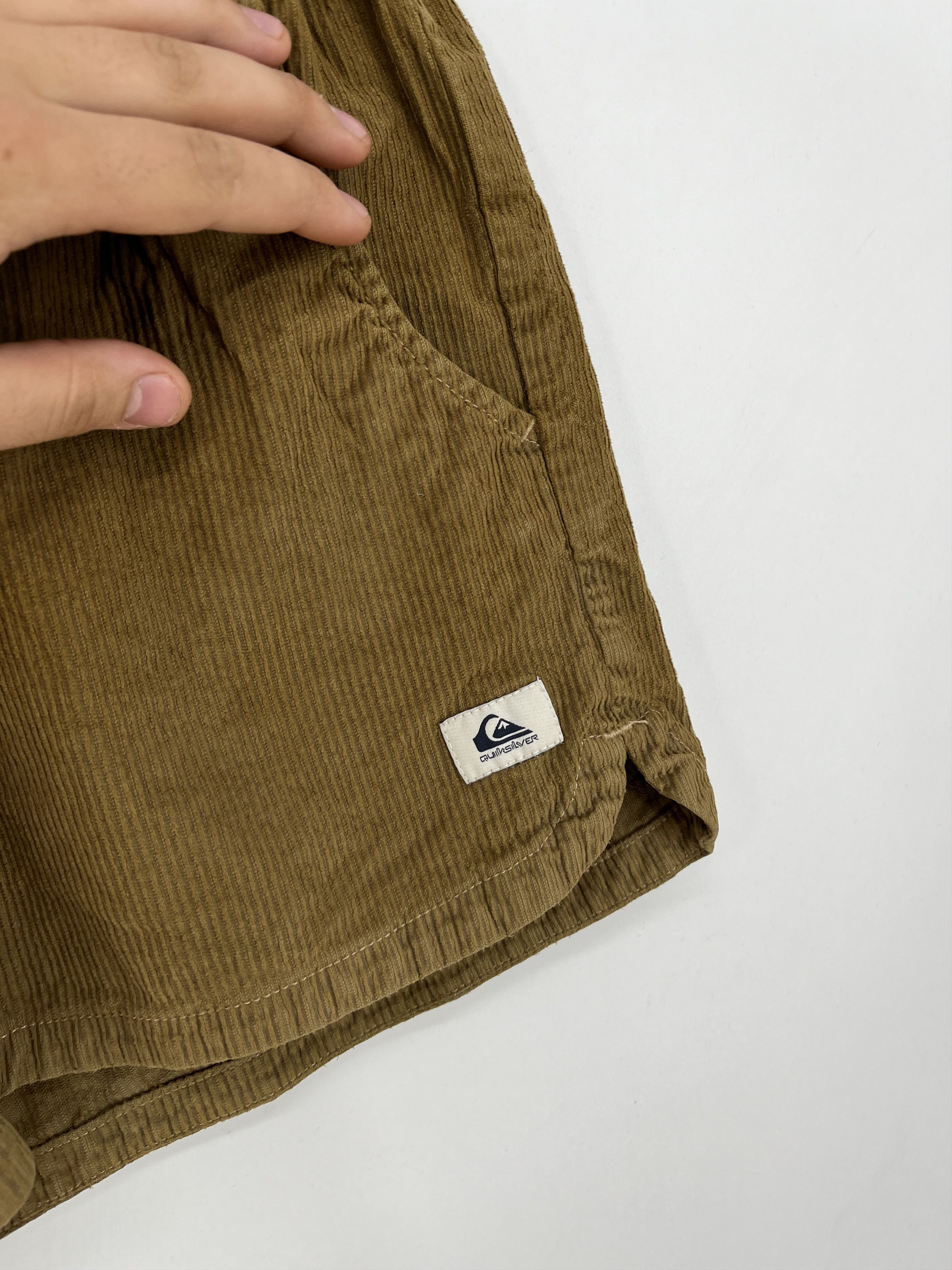 Quiksilver Vintage Y2K Quicksilver Vintage Velvet Shorts Size US 30 / EU 46 - 5 Thumbnail
