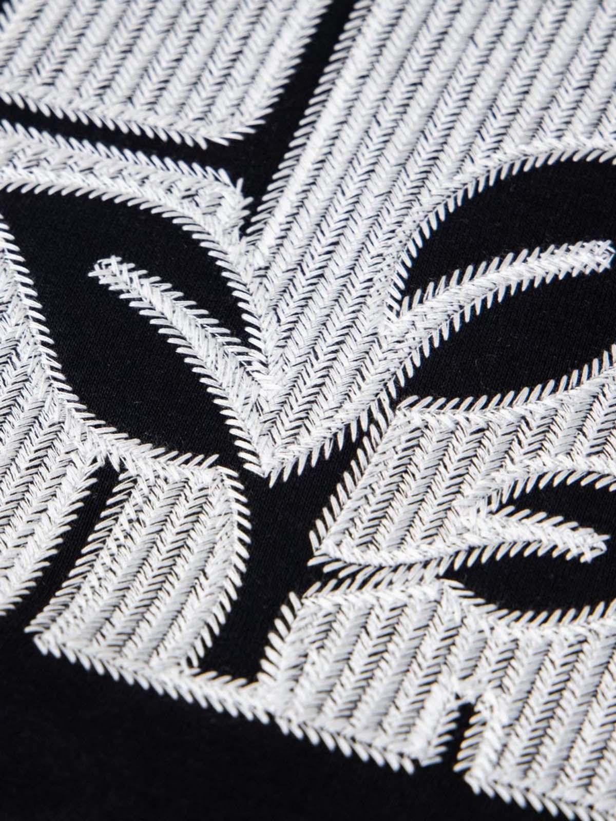 Japanese Brand Black Embroidered Hoodie, Relaxed Fit Hooded Sweatshirt Size US M / EU 48-50 / 2 - 3 Thumbnail
