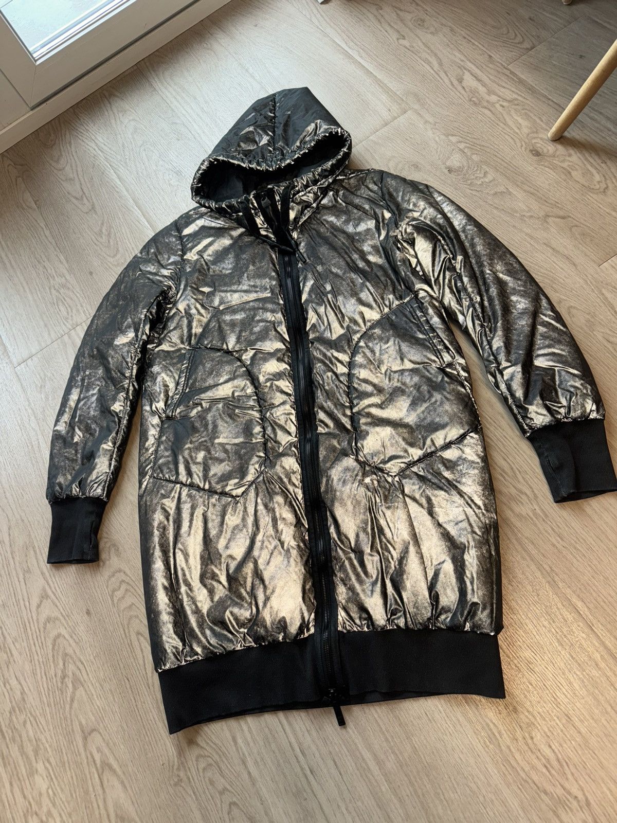Isaac Sellam Experience Isaac Sellam Reflective Long Hooded Puffer – Metallic Black Size US M / EU 48-50 / 2 - 2 Thumbnail