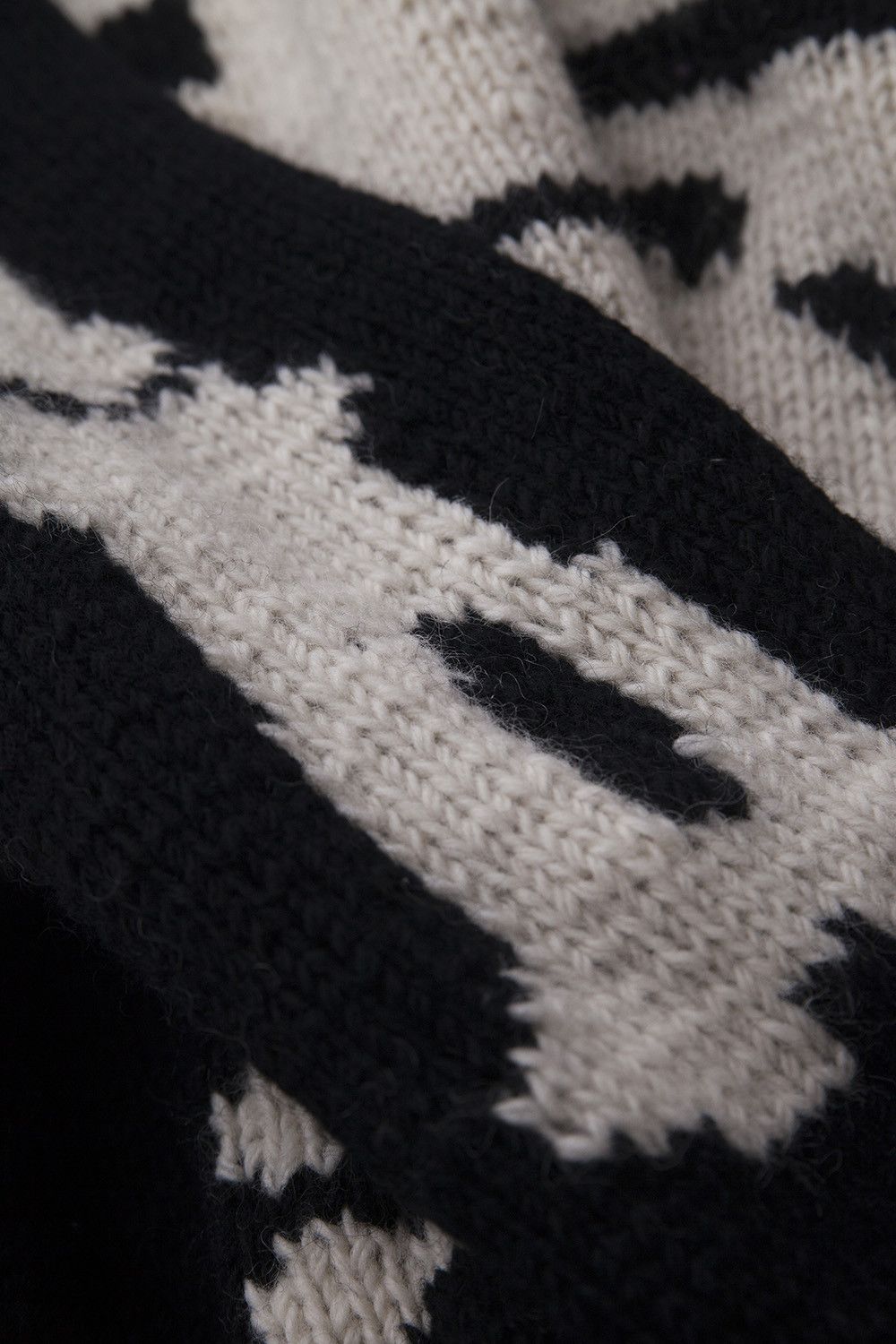 Woolrich Woolen Mills Chunky Skeleton wool knit Size US L / EU 52-54 / 3 - 5 Thumbnail