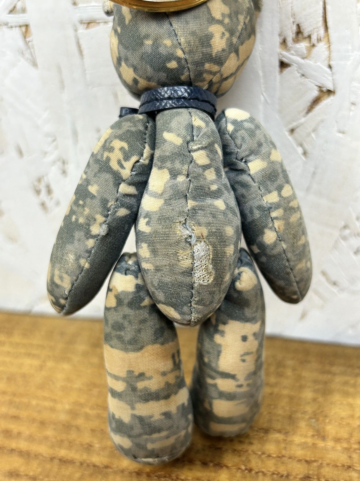 Prada Prada Camouflage Print Damaged Fabric Bear Charm Keychain Size ONE SIZE - 8 Thumbnail