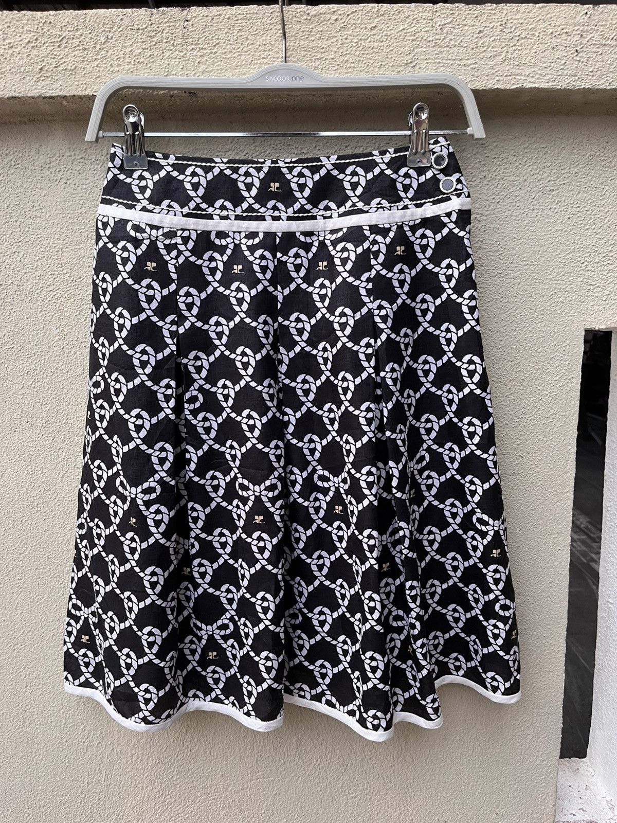 Courreges Mini skirt Size 25" / US 0 / IT 36 - 1 Thumbnail