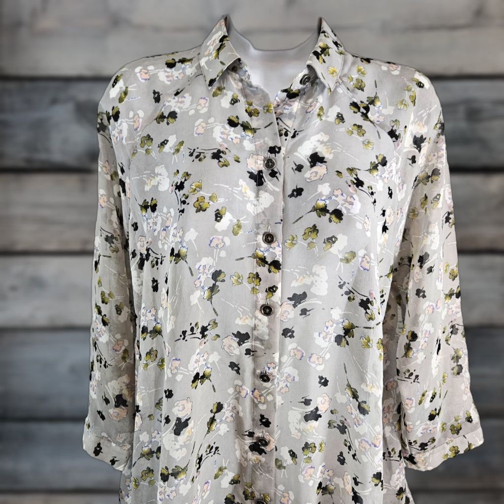 Vintage Cabi 5204 Button-Up Top Womens XS 3/4 Sleeve Gray Green Floral Matinee Shirt Womens Size XS / US 0-2 / IT 36-38 - 1 Thumbnail