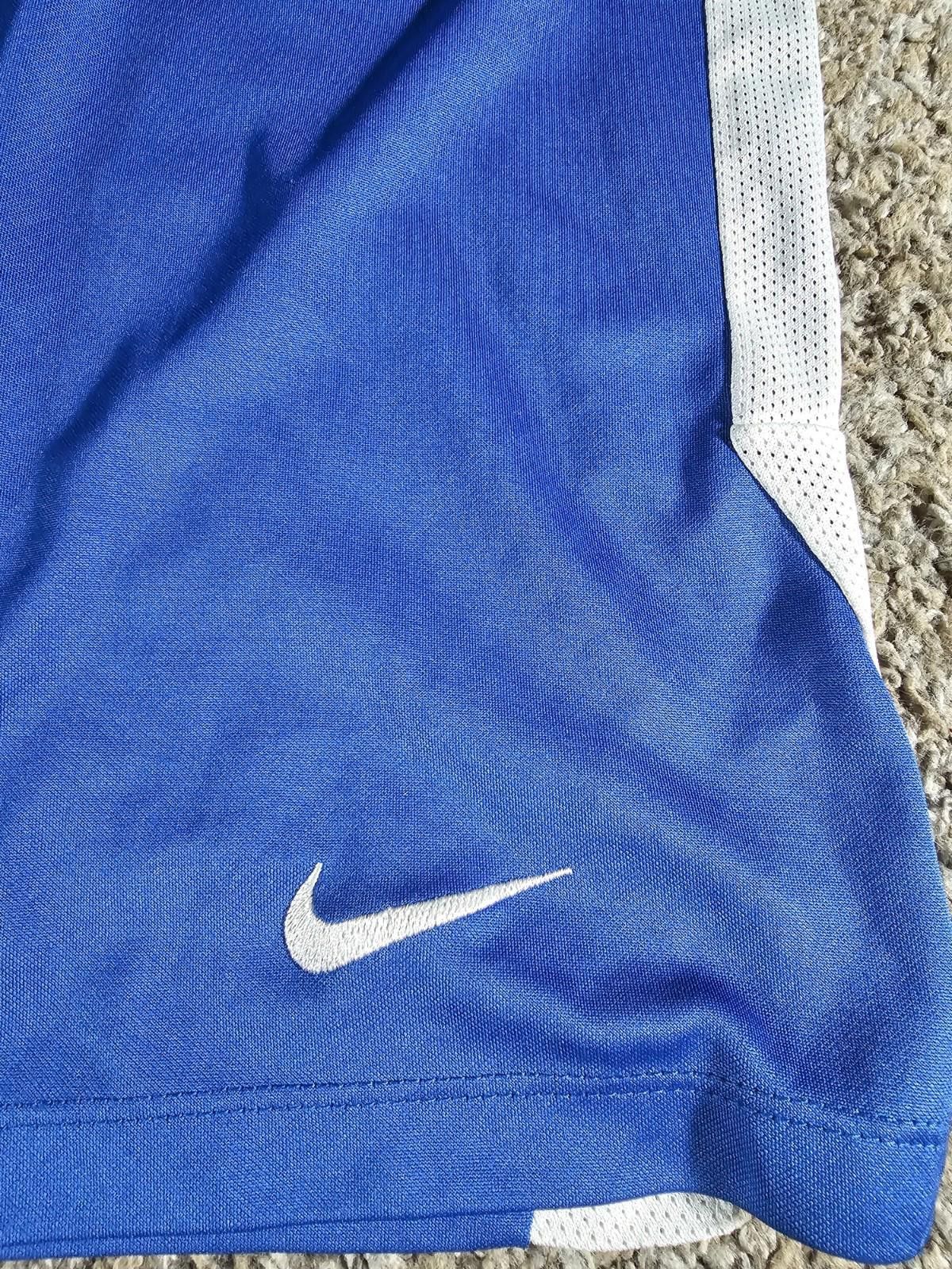 Nike Nike Drifit Kids Small Blue Athletic Shorts Size US 26 / EU 42 - 2 Thumbnail