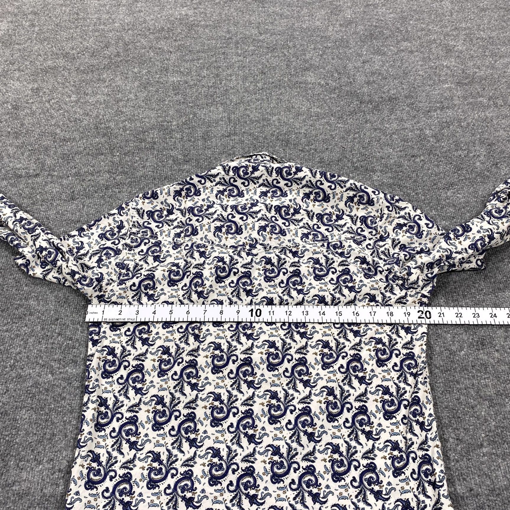 Wrangler Wrangler 20X Shirt Mens Small White Paisley Long Sleeve Western Snap Stretch Shirt Mens Small White Paisley Long Sleeve Western Snap Stretch Size US S / EU 44-46 / 1 - 6 Thumbnail