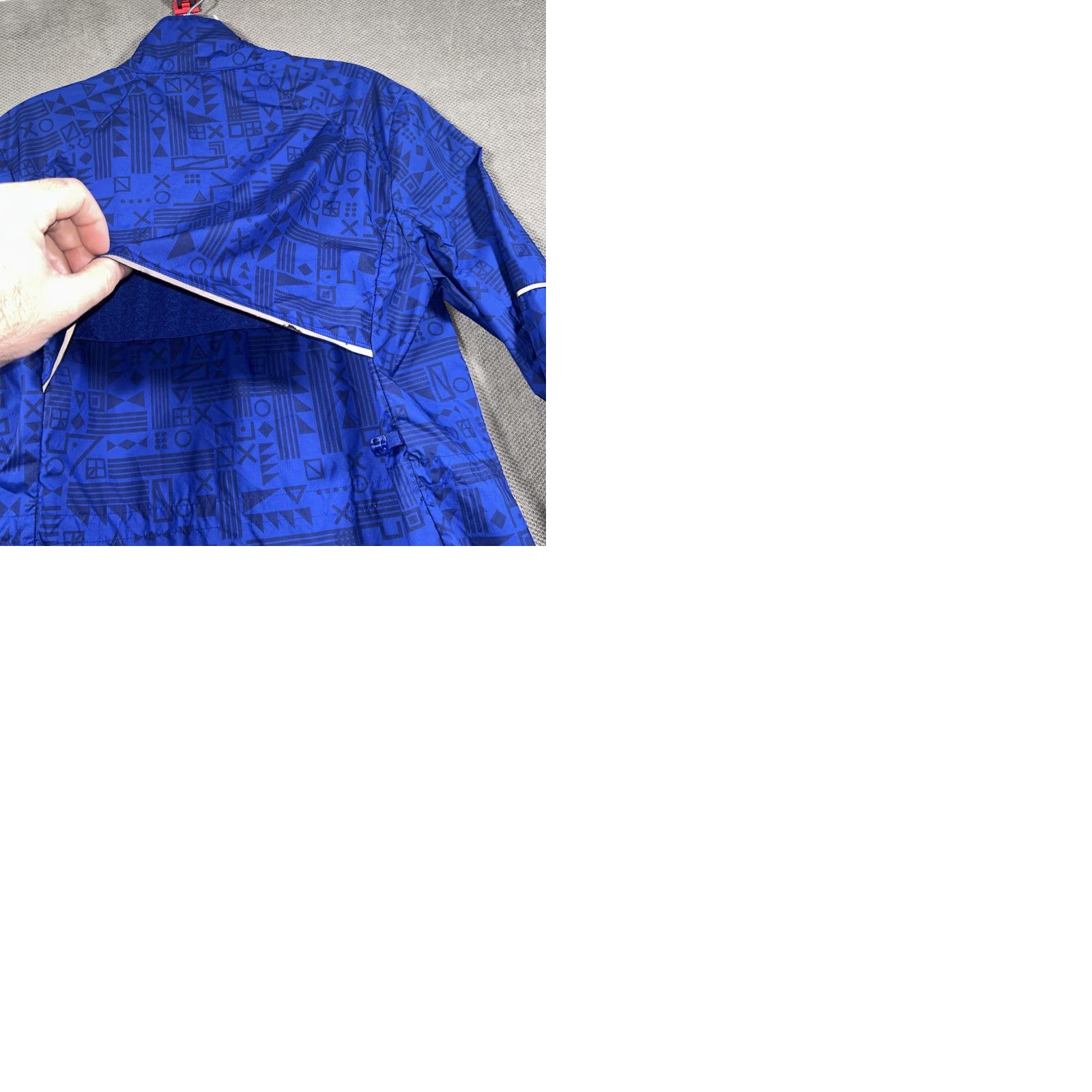 Adidas Jacket Windbreaker Geometric Full Zip Blue M Womens Running Activewear Vented Pocket Windbreaker