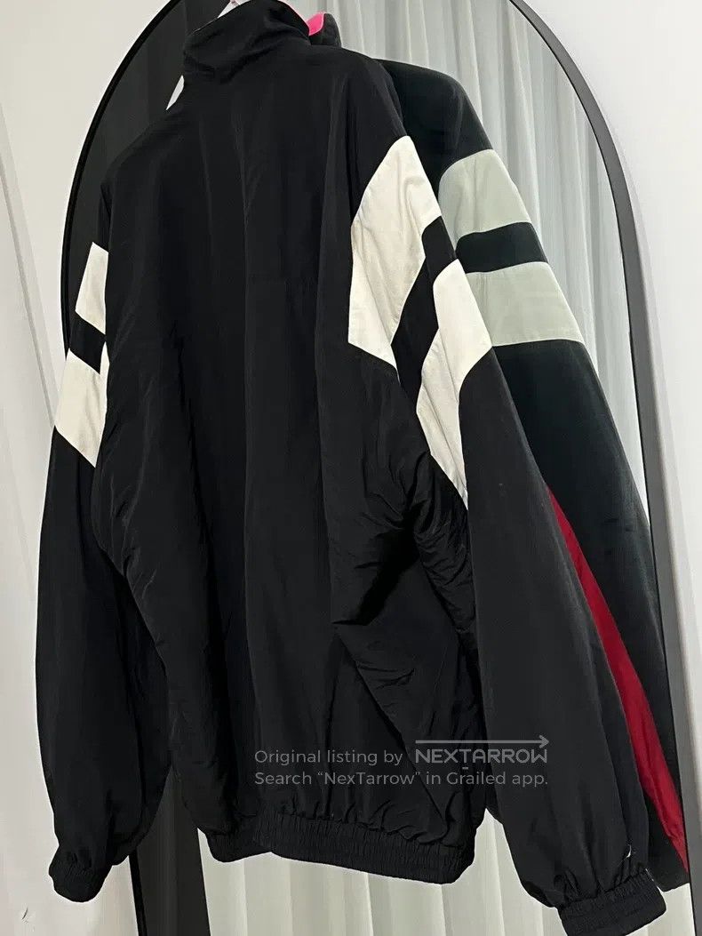 Balenciaga Balenciaga Black and Red Combined Two-Sided Wearable Cotto Size US XS / EU 42 / 0 - 5 Thumbnail