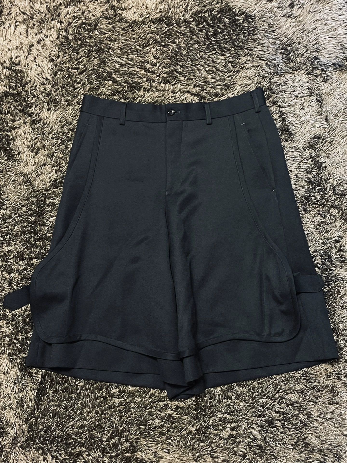 Comme des Garcons Comme des Garçons Tailored Shorts Size US 31 - 1 Thumbnail