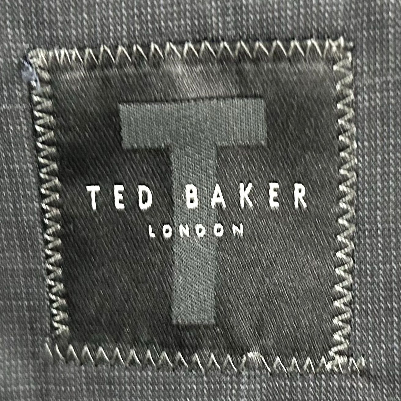 Ted Baker Ted Baker London 46L Ron Sport Coat 100% Wool Gray Plaid Two-Button Vented Men’s Long Coat In Good Condition Size US XS / EU 42 / 0 - 3 Thumbnail