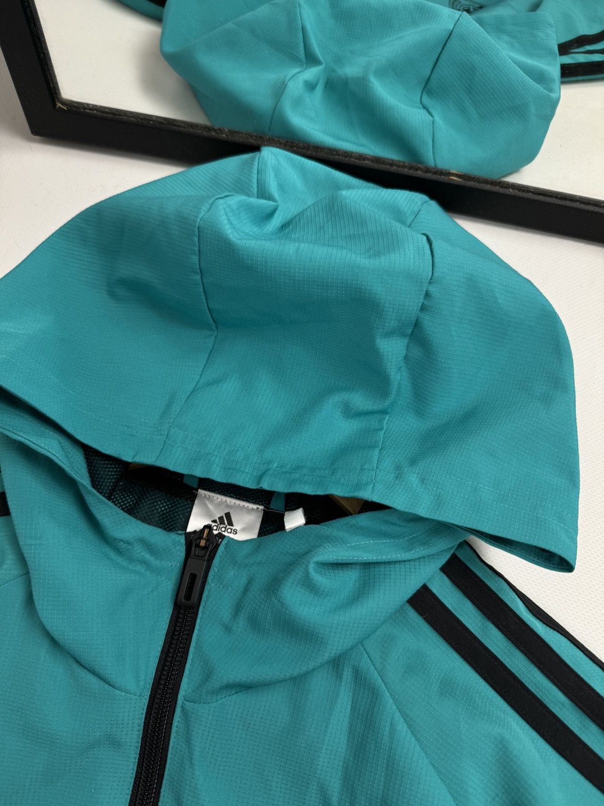 Adidas Adidas Real Madrid Presentation 2018 Blokecore Nylon Jacket Size US L / EU 52-54 / 3 - 11 Thumbnail