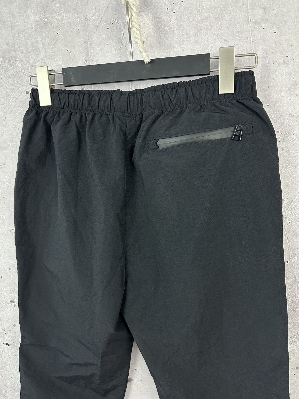 Drake × October's Very Own OVO October’s Very Own Black Nylon Joggers Pants Size US 30 / EU 46 - 9 Thumbnail