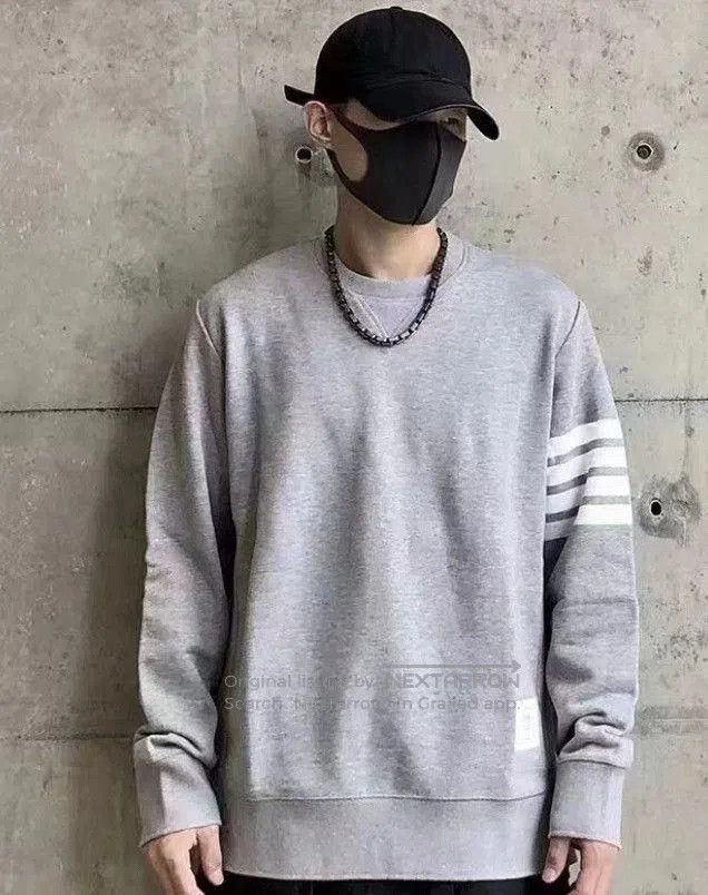 Thom Browne THOM BROWNE Gray 4-Stripe Sweatshirt. Size US M / EU 48-50 / 2 - 4 Thumbnail