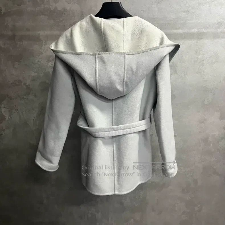 Louis Vuitton Louis Vuitton 25 Latest Grey Tie Hooded Long Sleeve Coat Size XS / US 0-2 / IT 36-38 - 5 Thumbnail