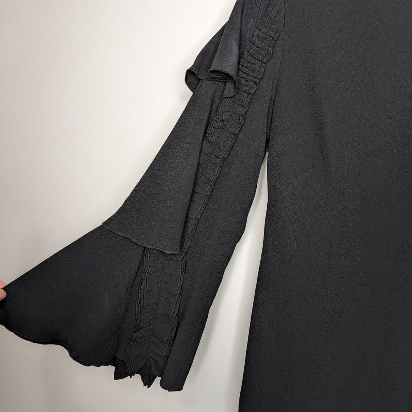 ALEXIS Alexis Black Marianne Tiered Bell-Sleeve Crepe Mini Dress M Size M / US 6-8 / IT 42-44 - 5 Thumbnail
