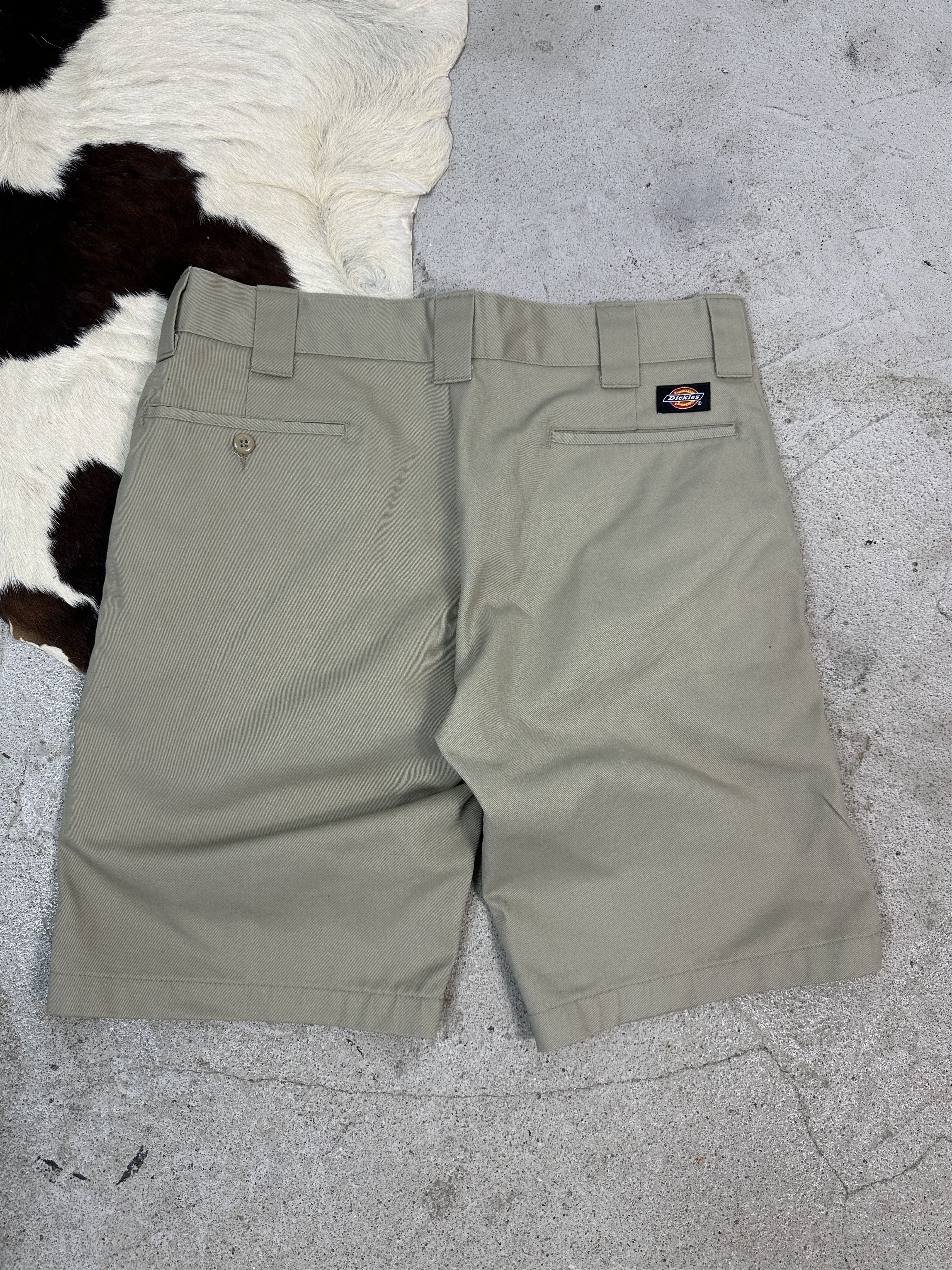 Dickies × Vintage Vintage Streetwear Y2K Casual Dickies Shorts Size 32" / US 10 / IT 46 - 3 Thumbnail
