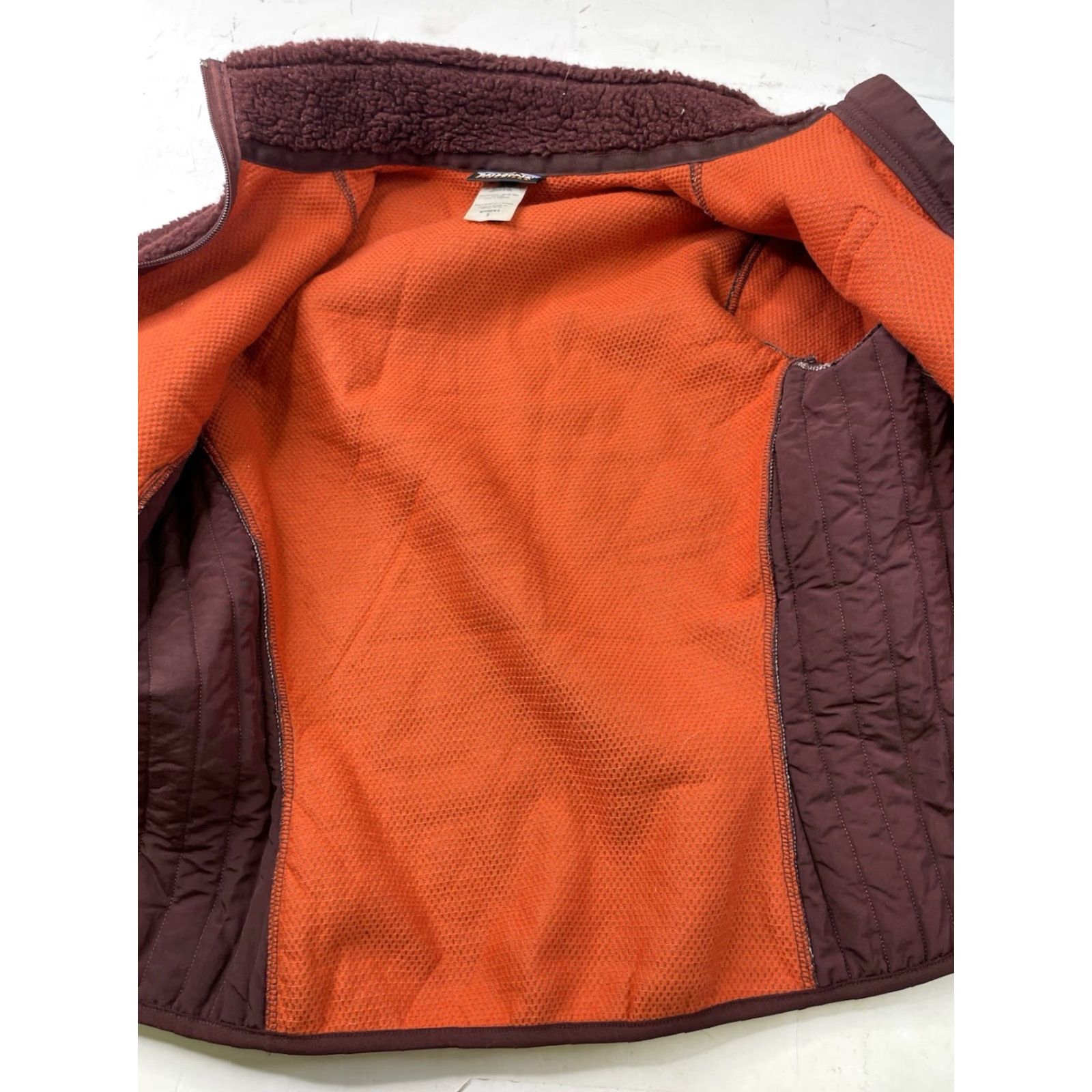 Patagonia VINTAGE Patagonia Synchilla Retro X Fleece Jacket Womens Small Burgundy Full Zip 23071 Size S / US 4 / IT 40 - 2 Thumbnail