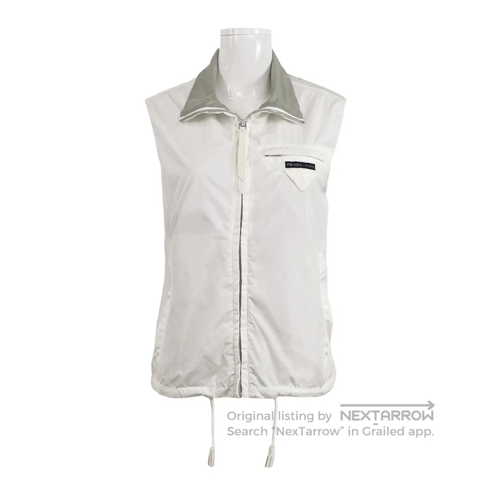 Prada Prada Logo Zip Collar Vest in White . Size S / US 4 / IT 40 - 1 Thumbnail