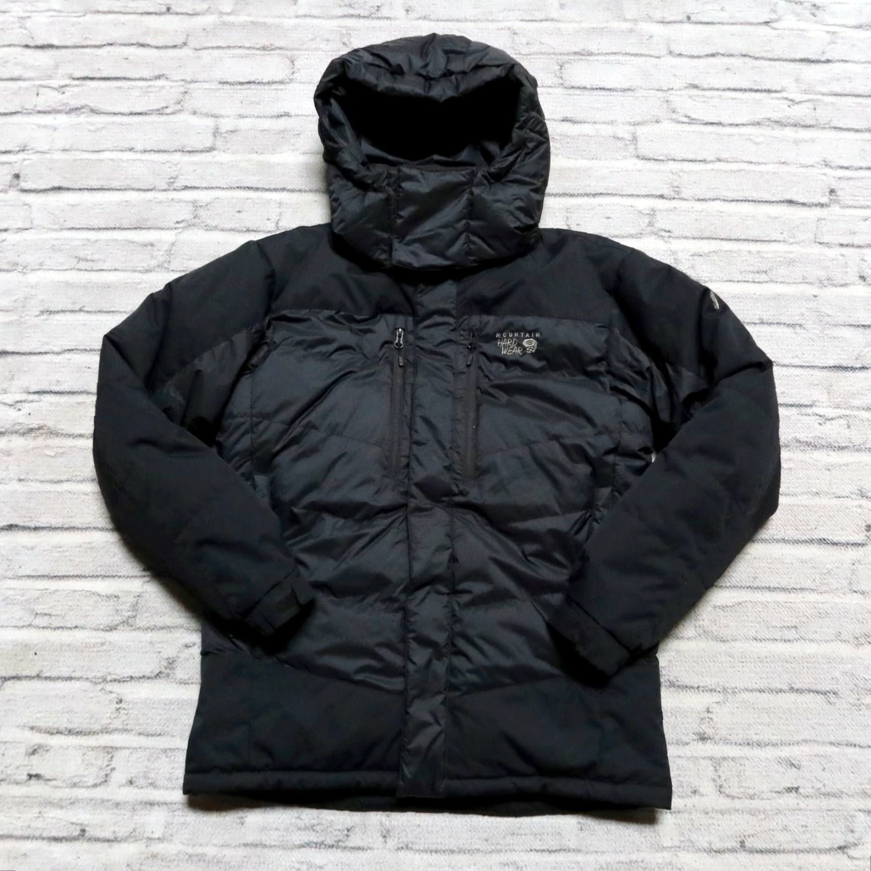 Mountain Hardwear VINTAGE Mountain Hardwear Hooded Puffer Down Jacket Size M Black Size US M / EU 48-50 / 2 - 2 Thumbnail