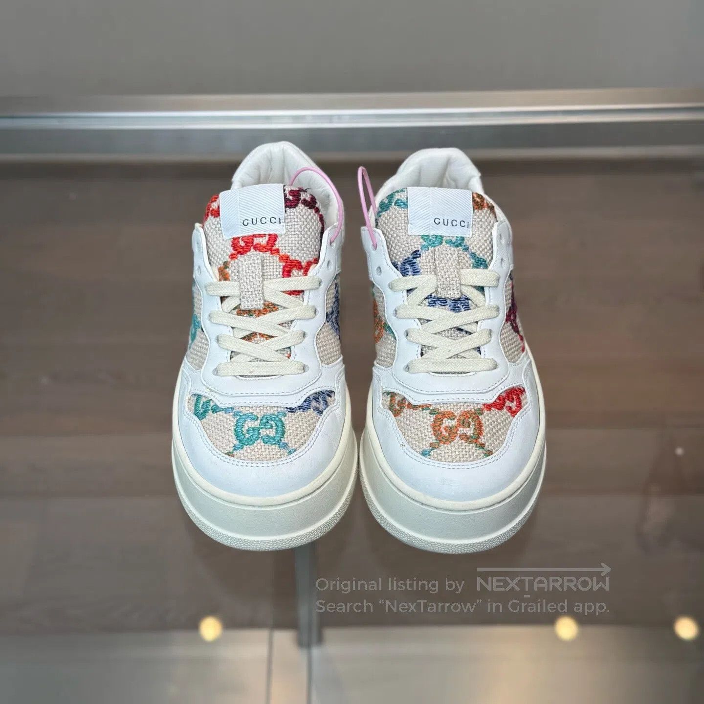 Other Guicci White embroidered vintage flower cookie-shaped shoe Size US 5.5 / IT 35.5 - 2 Thumbnail