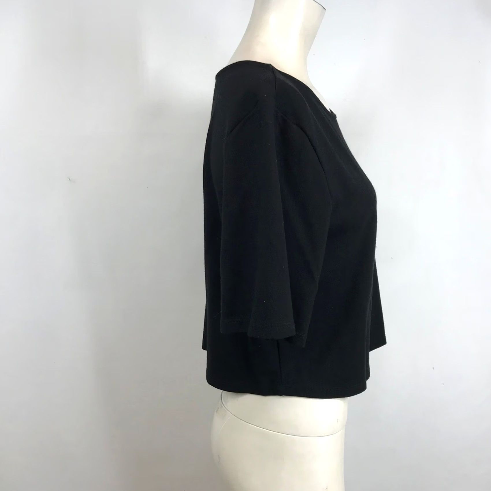 Vintage Ripley Rader Black Ponte Knit Cropped Top Elbow Sleeve Made in LA Womens 1X Cropped Sleeve T-Shirt Office Wear Size XL / US 12-14 / IT 48-50 - 4 Thumbnail