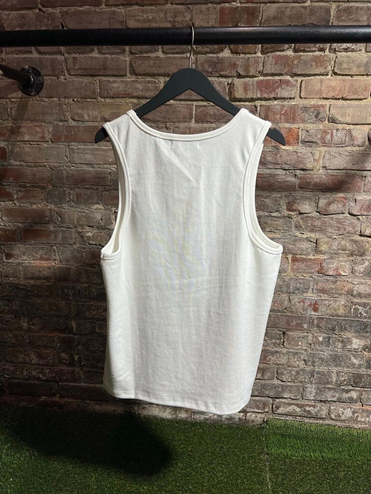Other Vale State White Tank Sz. XL Size US XL / EU 56 / 4 - 2 Thumbnail