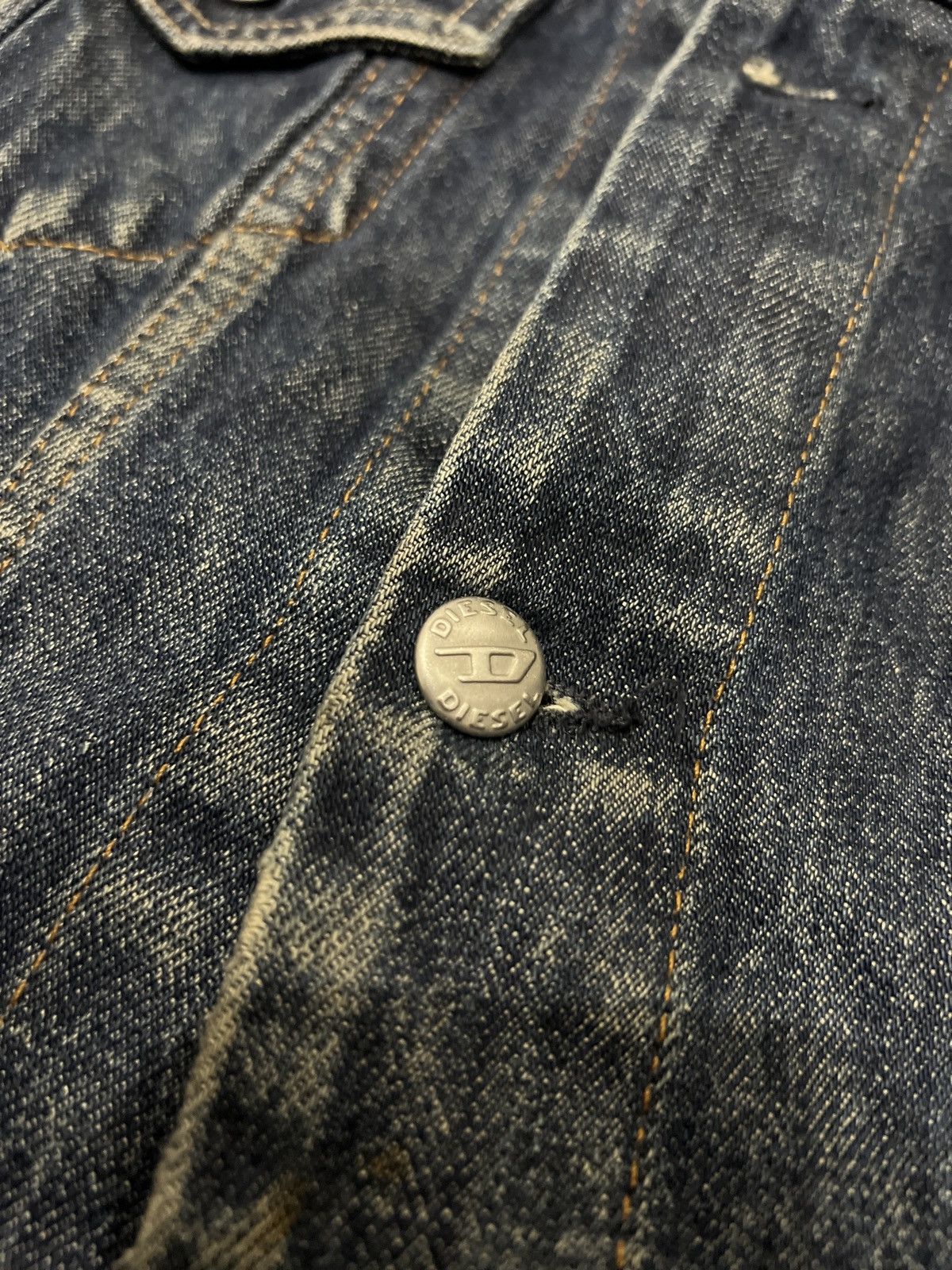 Diesel × Vintage Vintage Women's Denim Jacket Diesel Size XL / US 12-14 / IT 48-50 - 3 Thumbnail