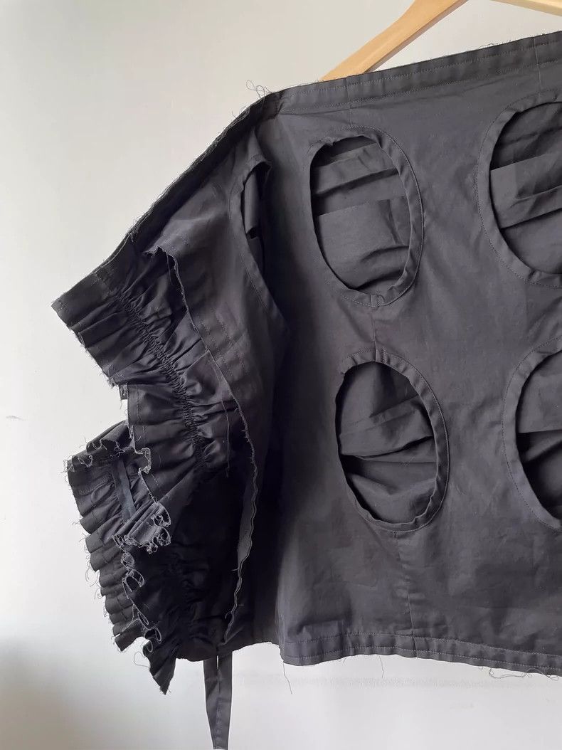 Comme des Garcons Comme Des Garcons Black hole top 2502-Nextarrow Size M / US 6-8 / IT 42-44 - 3 Thumbnail