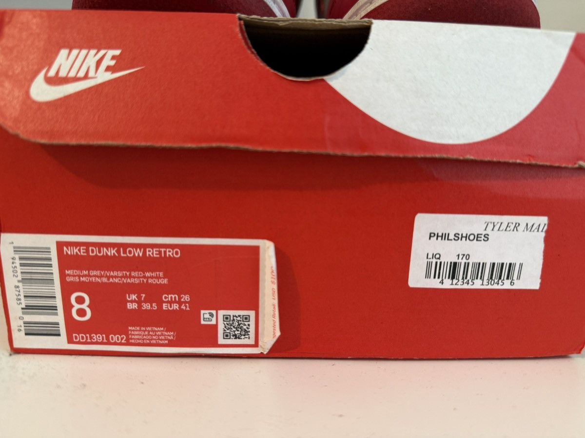 Nike Nike UNLV Dunk Low sz8 Size US 8 / EU 41 - 4 Thumbnail