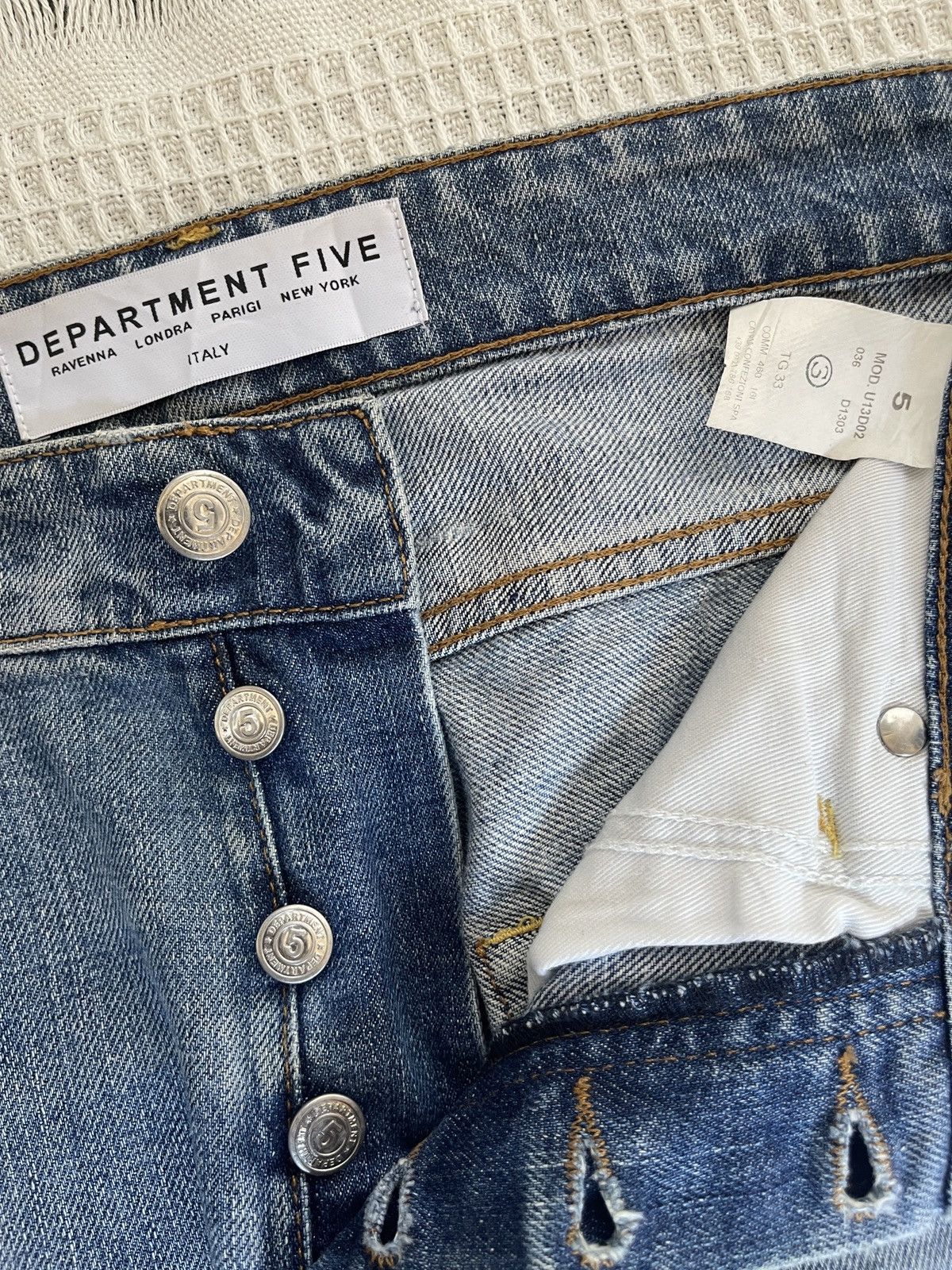 DEPARTMENT5 Thrashed🔥DEPARTMENT 5🔥Scab Distressed Light Wash Denim Size US 34 / EU 50 - 14 Thumbnail
